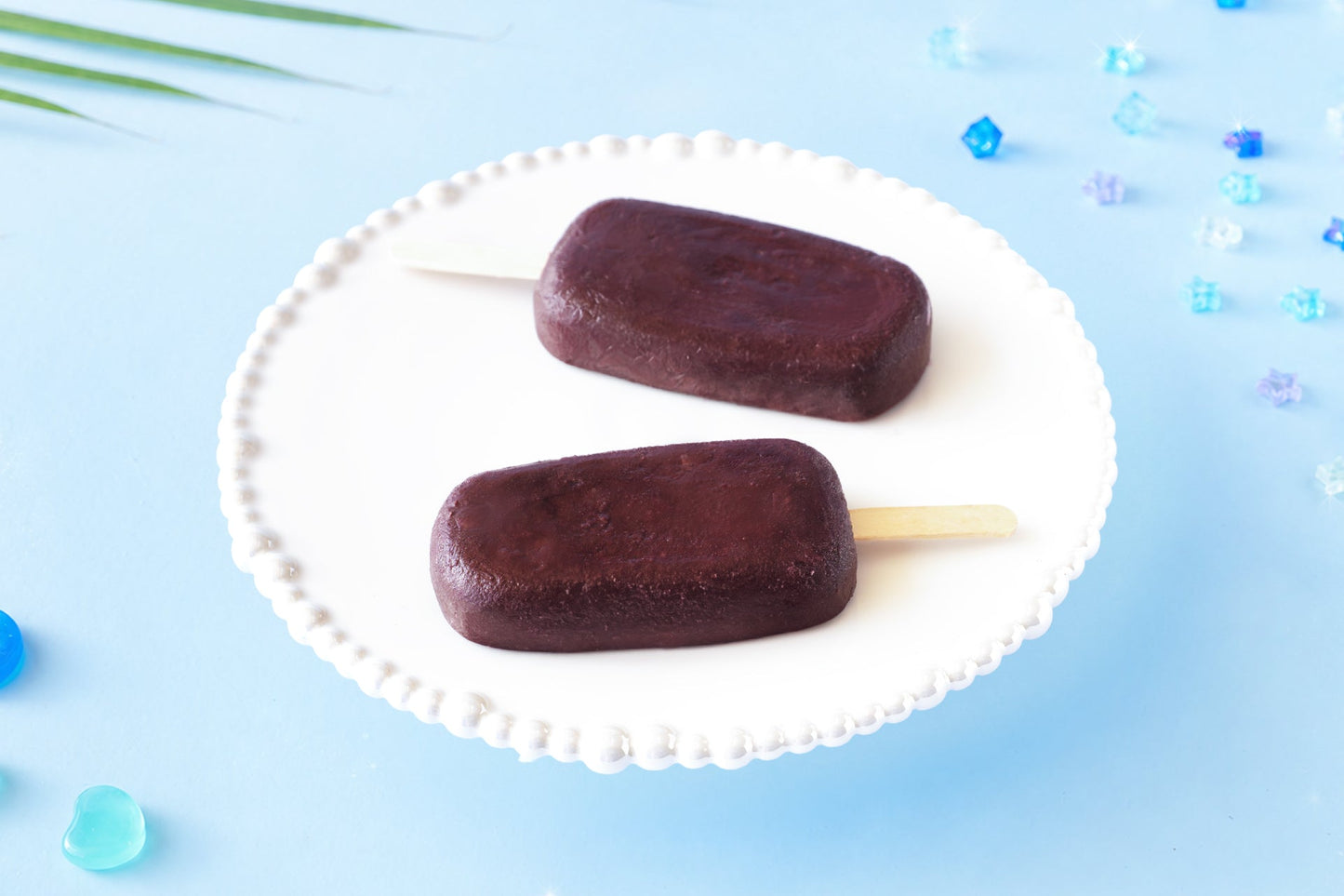 ナッツの食感がアクセント！冷凍アサイーピューレで作るアサイーアイスレシピ